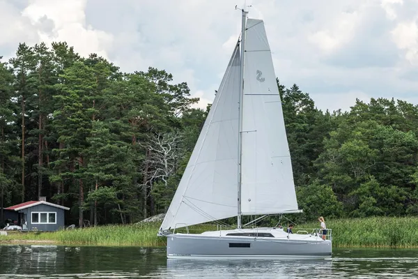 Beneteau OCEANIS-30-1 image
