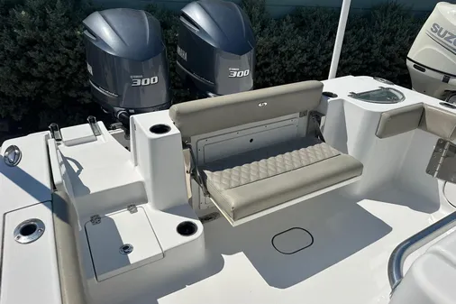 Sportsman Open 282 Center Console image