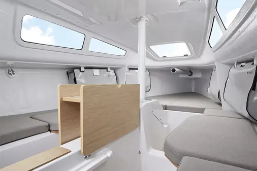 Beneteau FIRST-24 image