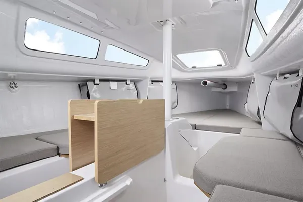 Beneteau FIRST-24 image
