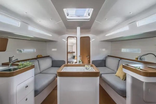 Beneteau FIRST-36 image