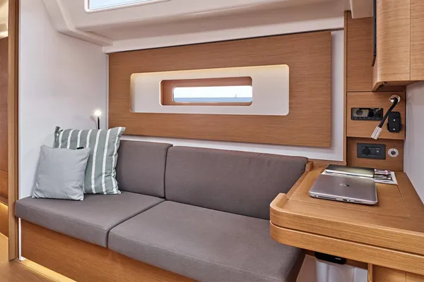 Beneteau FIRST-44 image