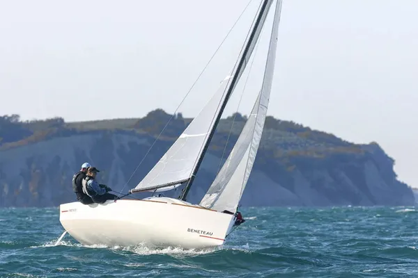 Beneteau FIRST-18-SE image