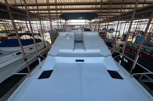 Mainship 40 Sedan Bridge image