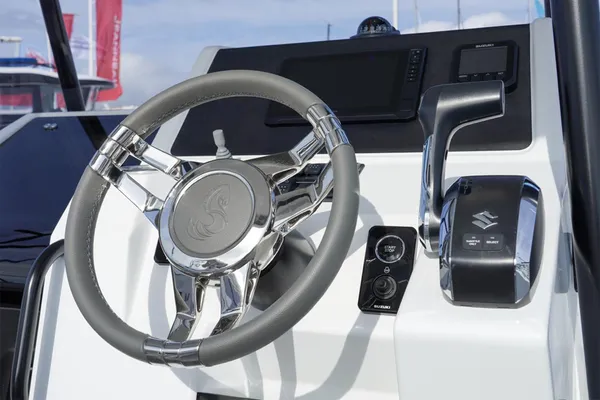 Beneteau FLYER-8-SPACEDECK image