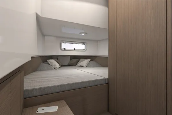 Beneteau FLYER-9-SPACEDECK image