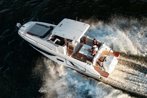 Beneteau FLYER-9-SUNDECK image