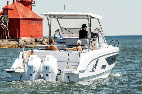 Beneteau FLYER-9-SUNDECK image