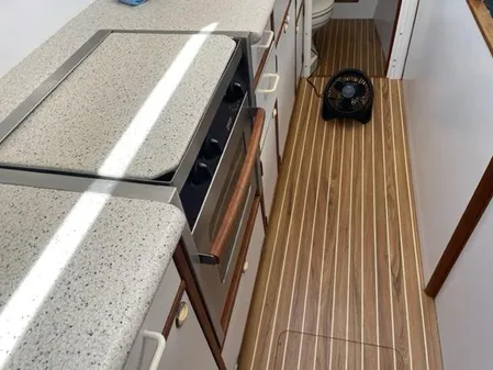 Endeavour Trawler Cat 38 image