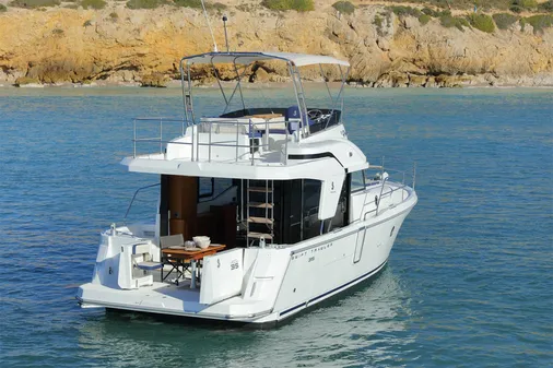 Beneteau SWIFT-TRAWLER-35 image