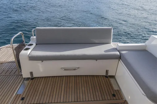 Beneteau SWIFT-TRAWLER-41-FLY image