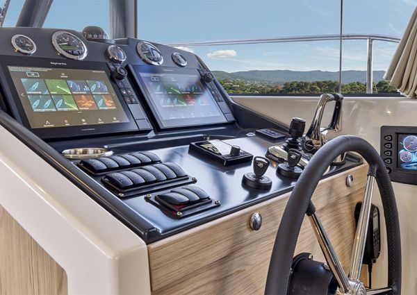 Beneteau SWIFT-TRAWLER-48 image