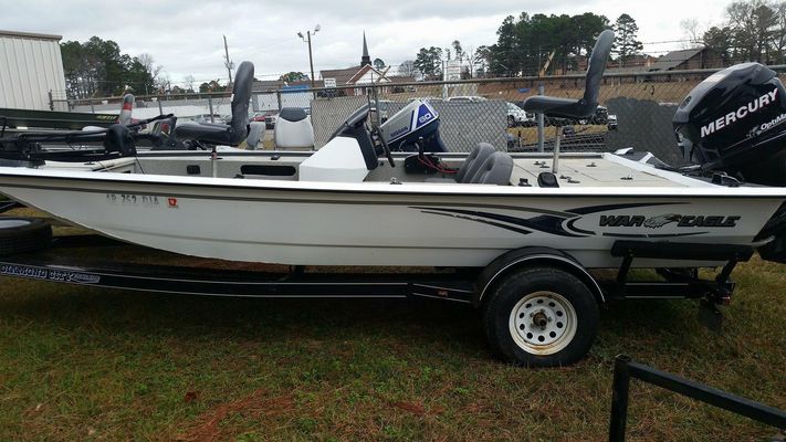 War Eagle 861 Predator - main image