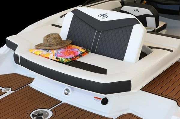 Monterey 238SS-LUXURY-BOWRIDER image