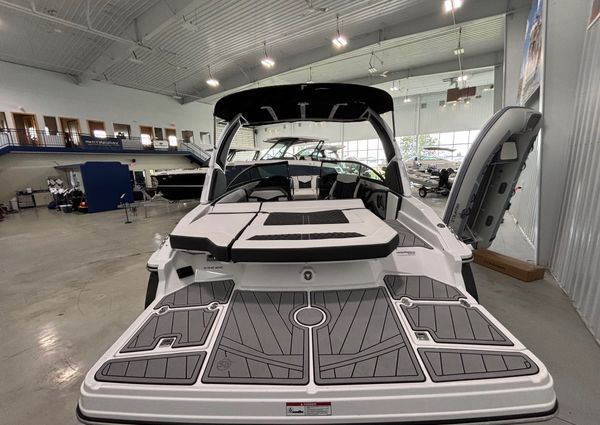 Monterey 238SS-LUXURY-BOWRIDER image