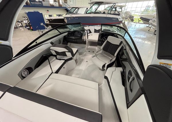 Monterey 238SS-LUXURY-BOWRIDER image