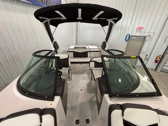 Monterey 238SS-LUXURY-BOWRIDER image