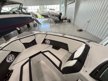 Monterey 238SS-LUXURY-BOWRIDER image