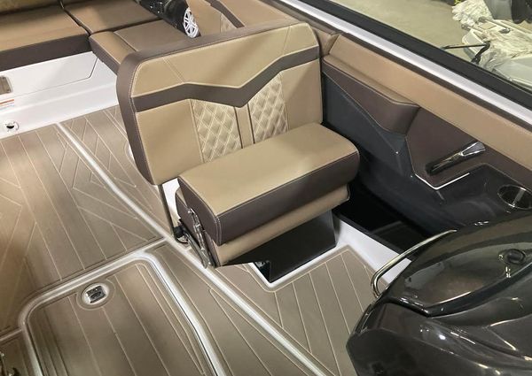 Monterey 278SS-BOWRIDER image