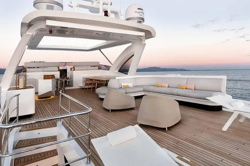 Azimut GRANDE-32M image