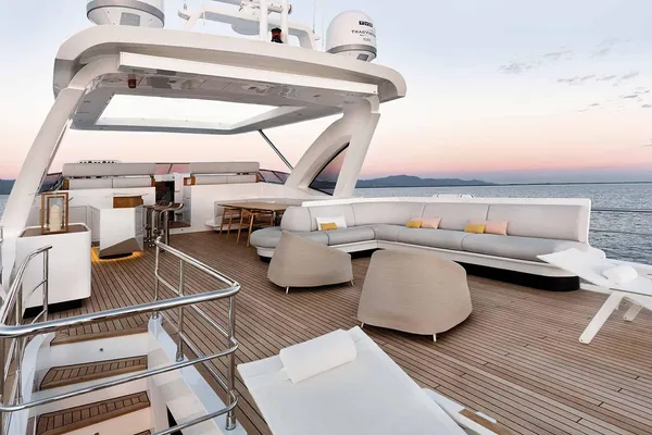 Azimut GRANDE-32M image