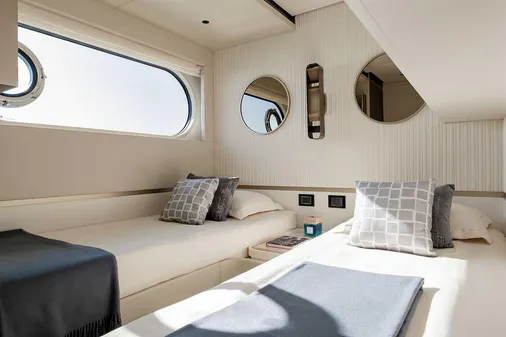 Azimut MAGELLANO-25M image