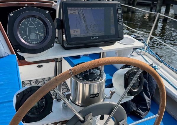 Catalina C-36-SLOOP image