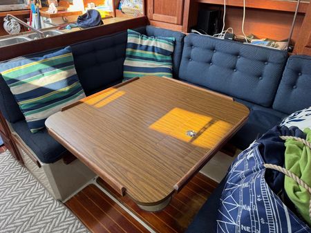 Catalina C-36-SLOOP image