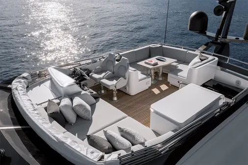 Azimut S8 image