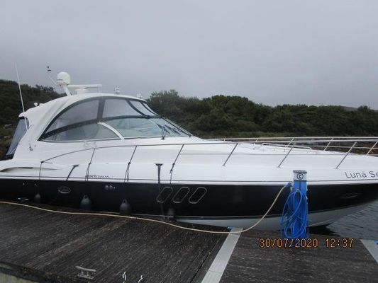 Cruisers Yachts 460 Express - main image