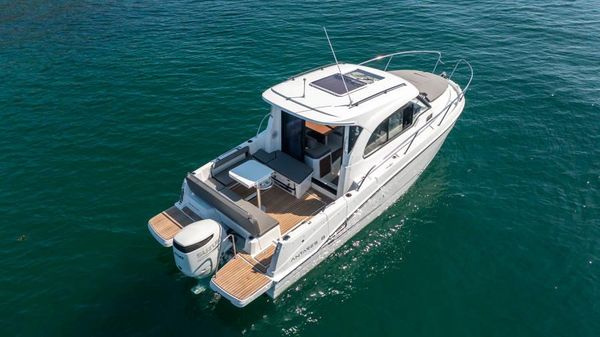 Beneteau Antares 8
