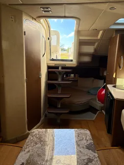 Sea Ray 370 Venture image