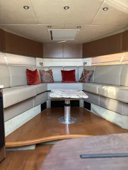 Sea Ray 370 Venture image