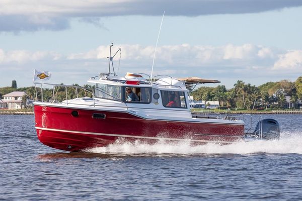 Ranger Tugs R-23 - main image