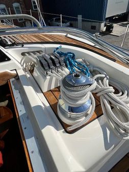 Oyster 485 image