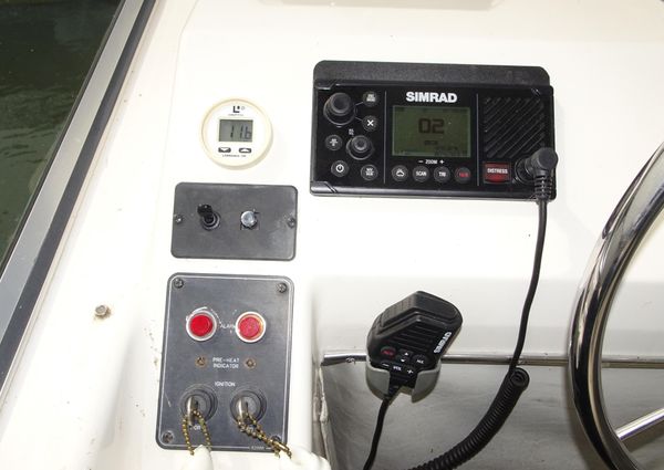 Bayliner 3988MY image