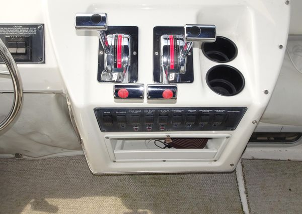 Bayliner 3988MY image