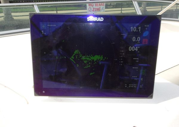 Bayliner 3988MY image