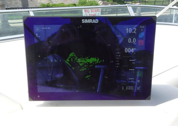 Bayliner 3988MY image