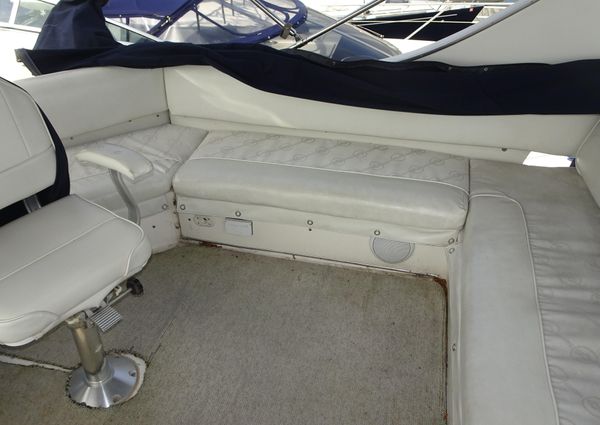 Bayliner 3988MY image