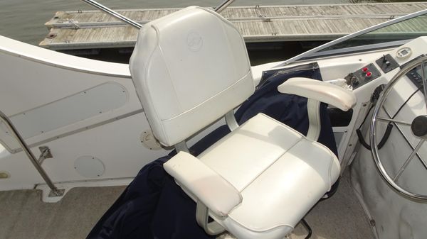 Bayliner 3988MY image