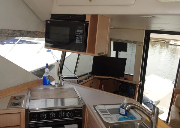 Bayliner 3988MY image