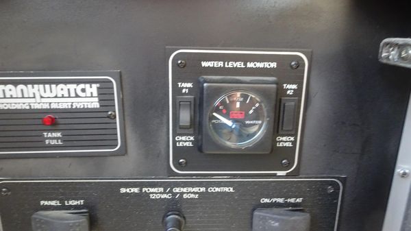 Bayliner 3988MY image