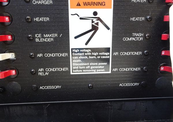 Bayliner 3988MY image