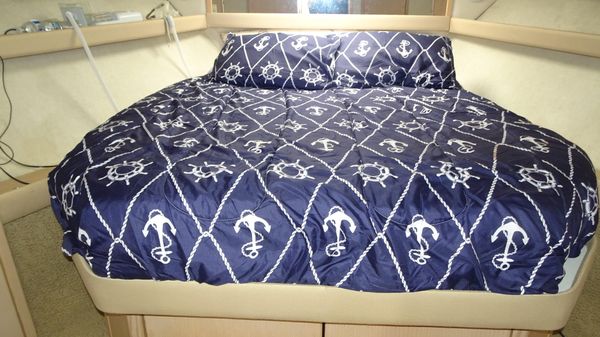 Bayliner 3988MY image