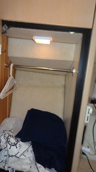 Bayliner 3988MY image