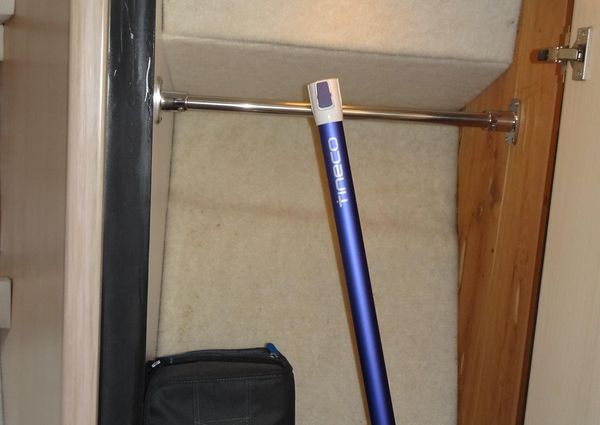 Bayliner 3988MY image