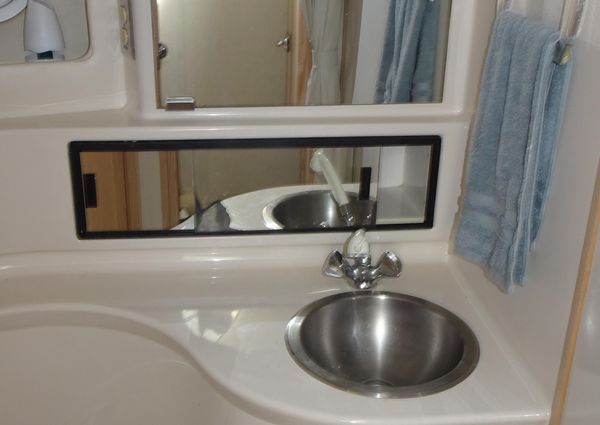 Bayliner 3988MY image