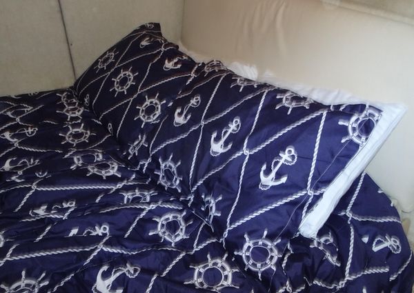 Bayliner 3988MY image