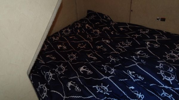 Bayliner 3988MY image